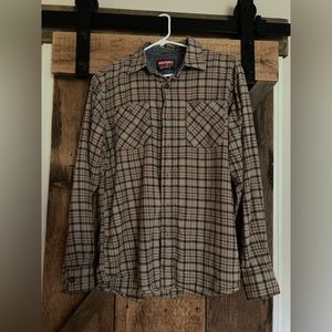Wrangler plaid flannel, 100% cotton Size M